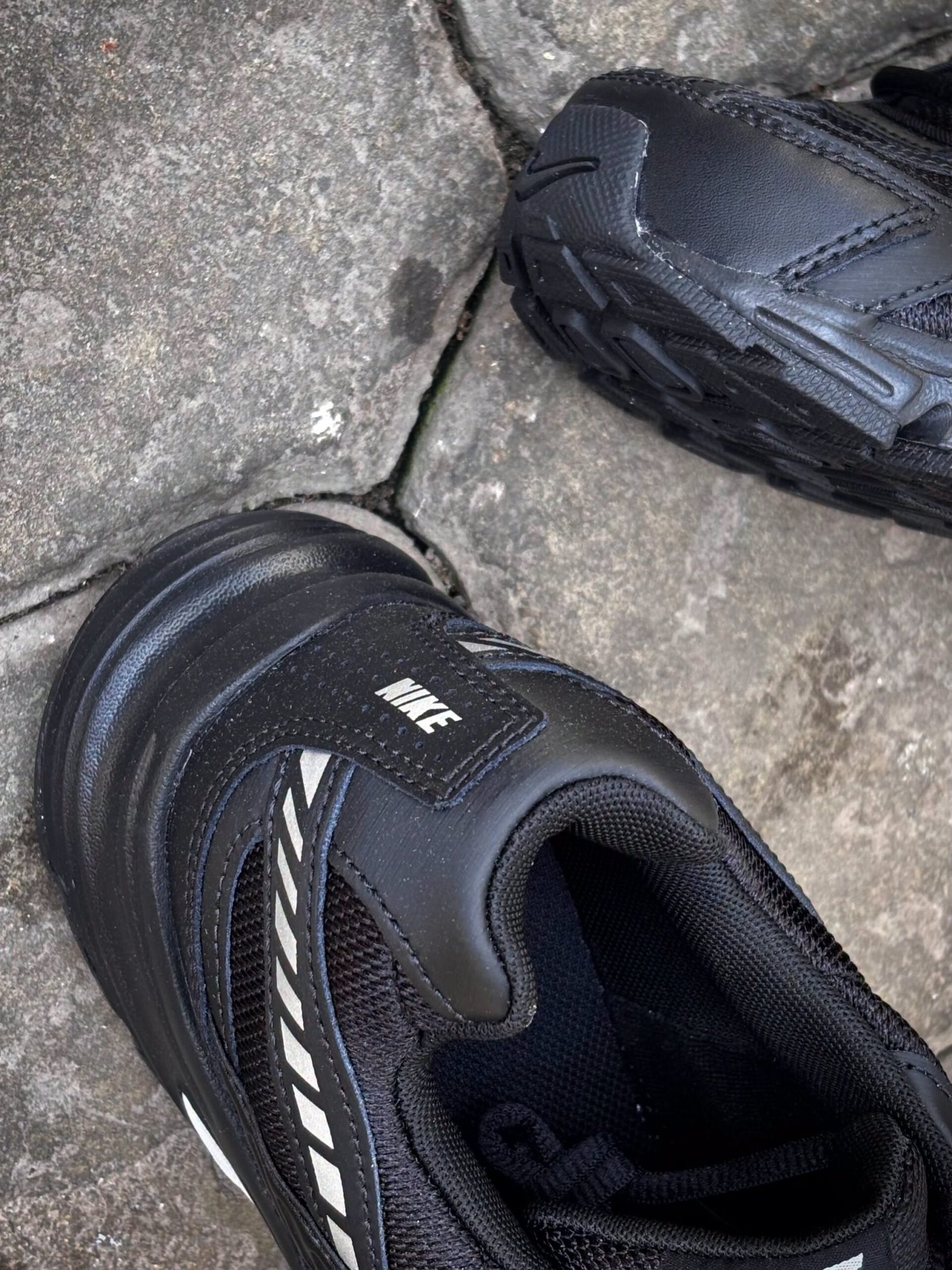 NIKE INITIATOR NOIR – Image 5