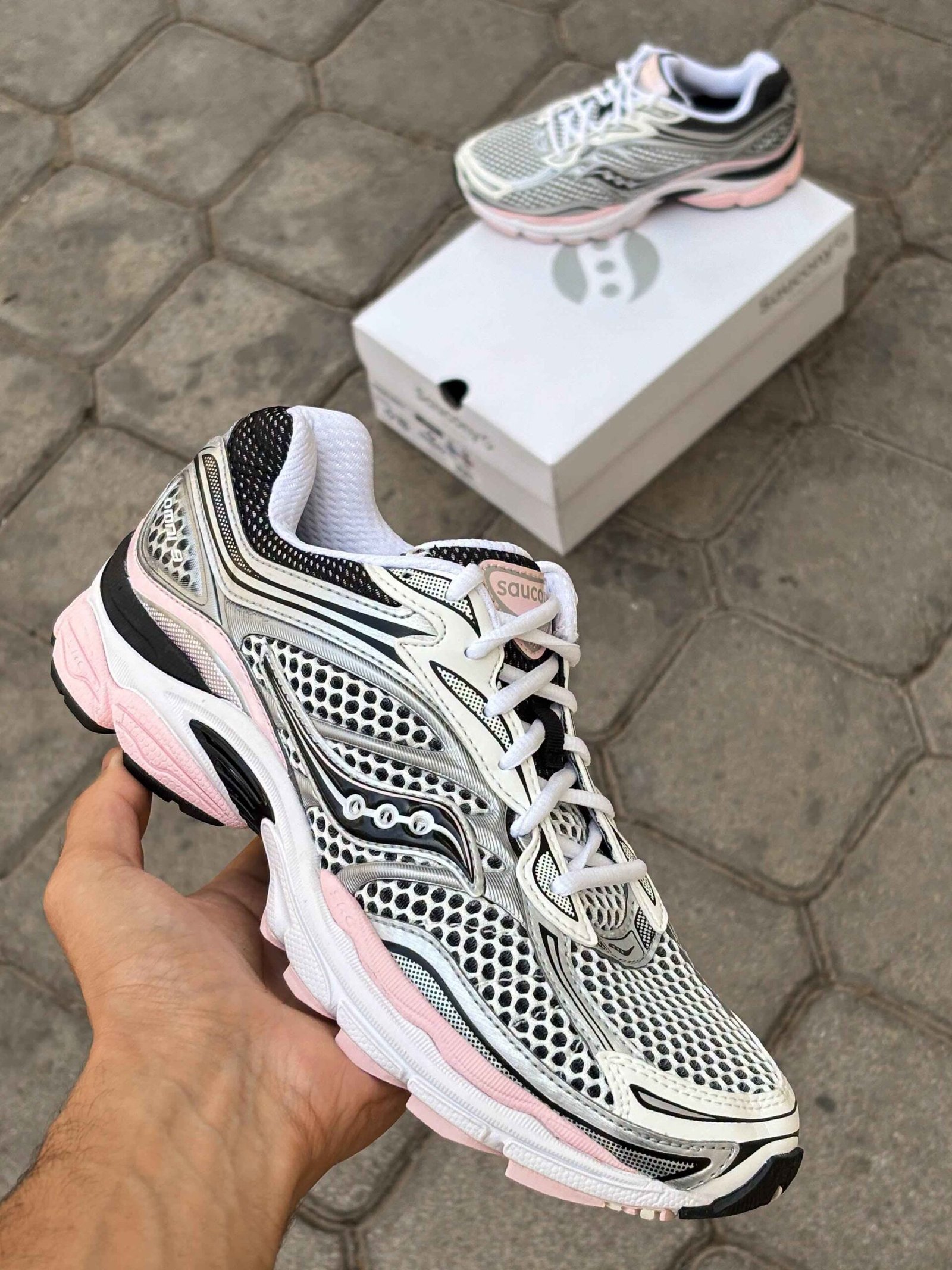 SAUCONY OMNI-9 ROS